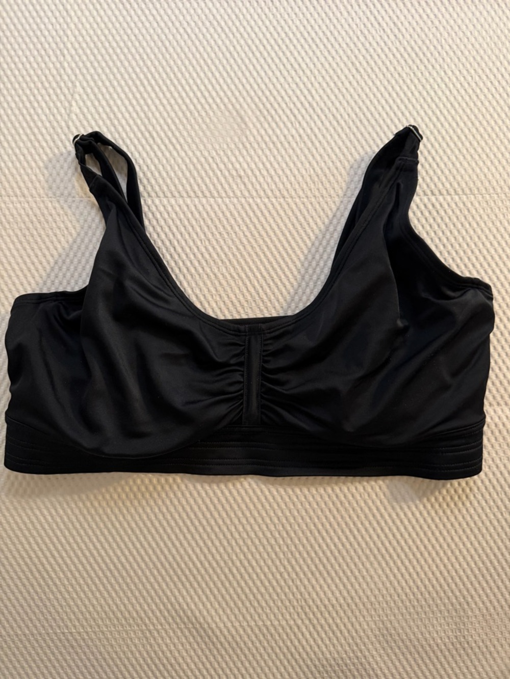 Athleta Black Bikini Top 36D/DD Supportive Swim Bra Ruched Adjustable Straps